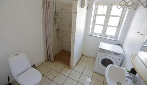Single Room with Shared Shower and Toilet