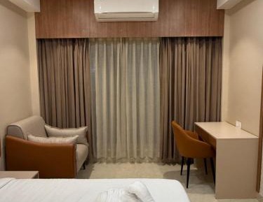 Deluxe Double Room (2 Adults + 1 Child)