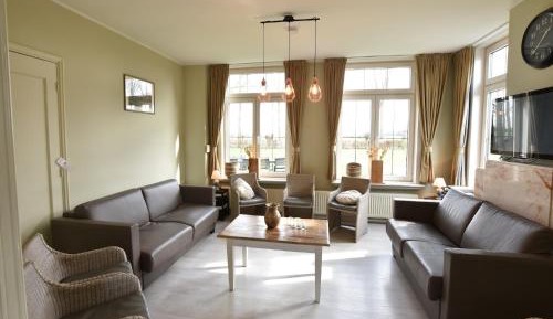 Five-Bedroom Holiday Home