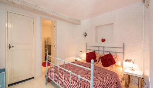 One-Bedroom Villa