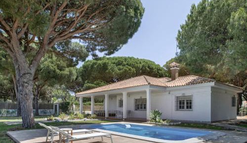 Villa with Garden View