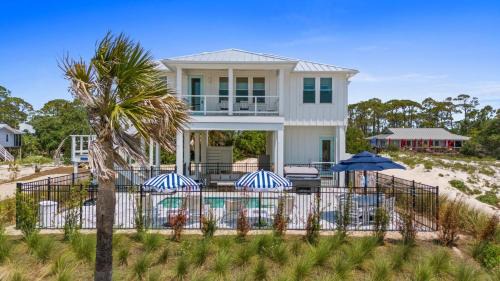 Four-Bedroom Holiday Home