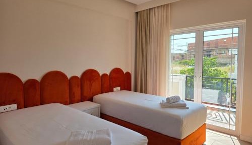 Deluxe Family Suite