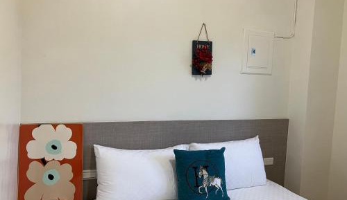 Standard Double Suite