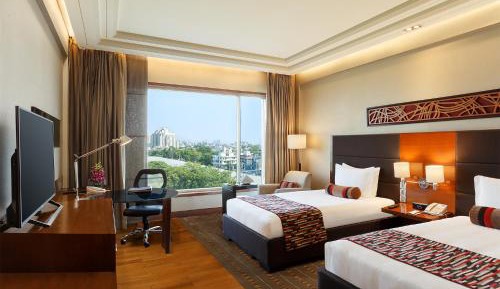 King Room with City View - Smoking