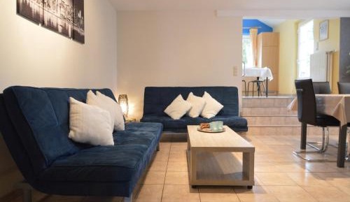 One-Bedroom Holiday Home