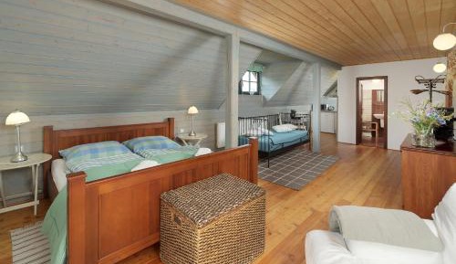 Standard Double Suite