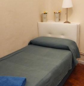 Single Room with Shared Bathroom