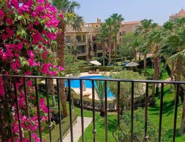 Studio Apartment with Balcony