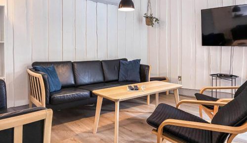 Four-Bedroom Holiday Home