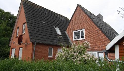 Two-Bedroom Holiday Home