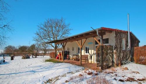 One-Bedroom Holiday Home