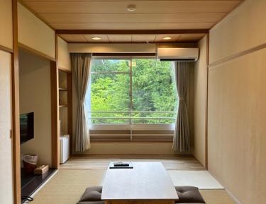 Japanese-Style Quadruple Room