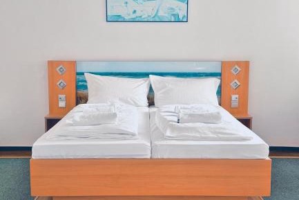 Large Double Room with Balcony