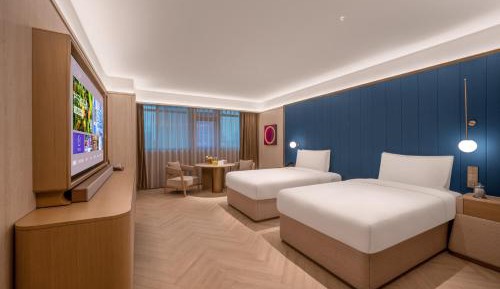 Large Double Room
