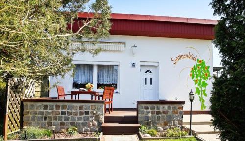 One-Bedroom Holiday Home