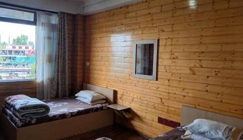 Large Twin Room