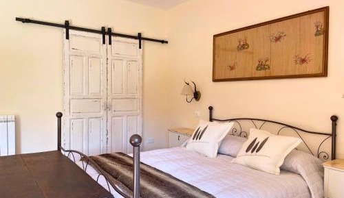 Studio Apartment with Queen Bed