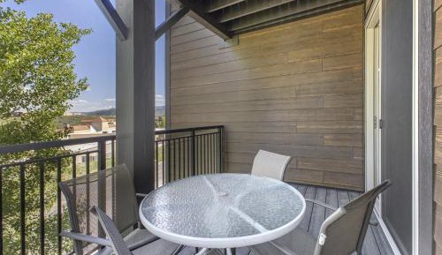 Two Bedroom Apartment 