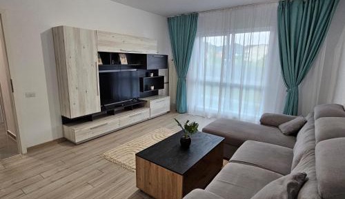 One-Bedroom Apartment with City View