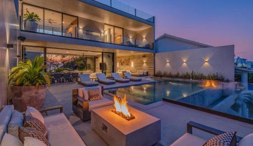 Five-Bedroom Villa