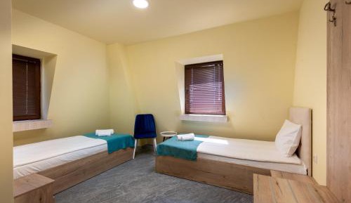 Economy Family Room