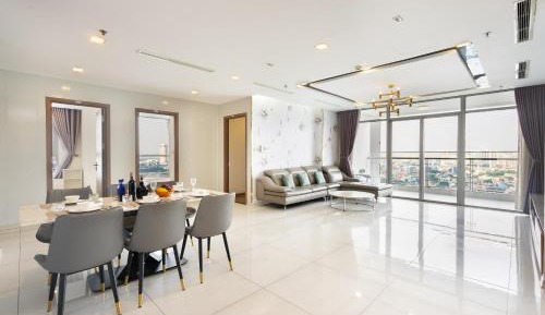 Four-Bedroom Apartment
