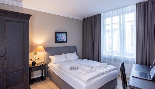 Two-Bedroom Suite