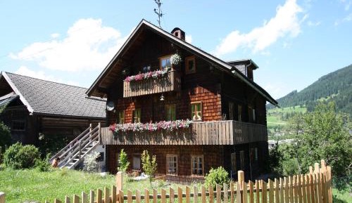 One-Bedroom Holiday Home