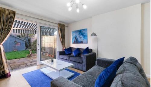 Four-Bedroom Holiday Home
