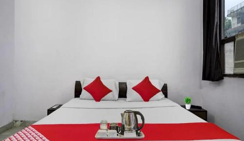Single Room with Private Bathroom