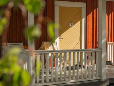 Small Family Cottage