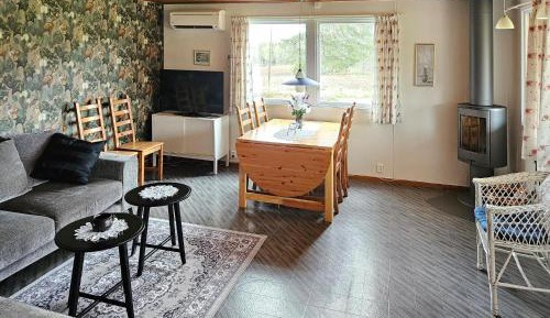 Four-Bedroom Holiday Home