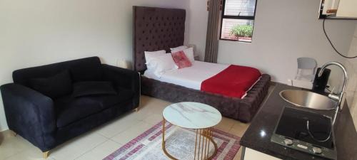 Deluxe Double Room with Shower