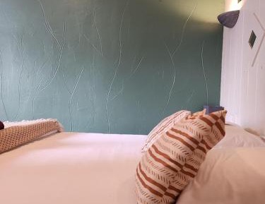 Quadruple Room with Private Bathroom