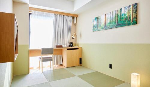 Japanese-Style Room