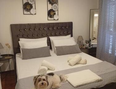 Three-Bedroom Apartment with Balcony