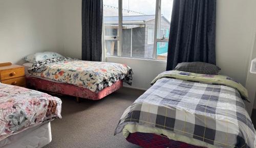 Economy Triple Room with Shared Bathroom