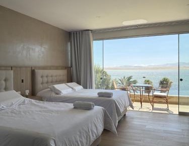 Deluxe Double Room with Balcony and Sea View