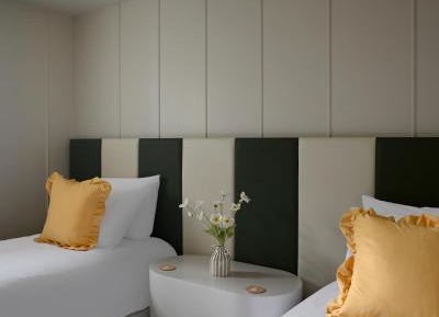 Deluxe Family Suite