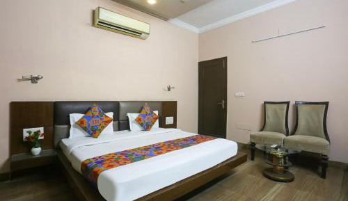 Double or Twin Room with Private Bathroom