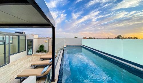 One-Bedroom Villa