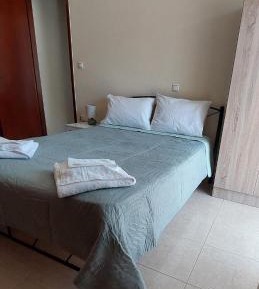 Two-Bedroom Deluxe Apartment with Balcony