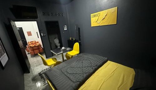 Queen Room