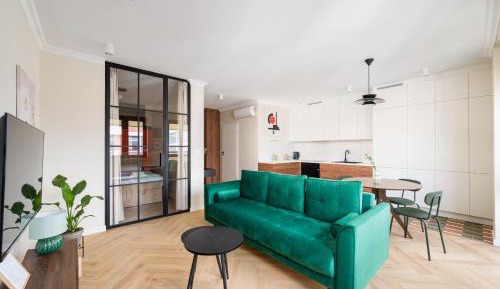 One-Bedroom Apartment