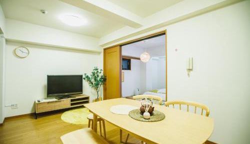 One-Bedroom Deluxe Apartment