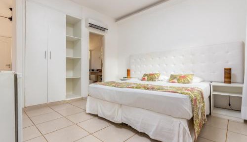 Suite with Garden View