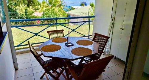 One-Bedroom Apartment - Sea Side