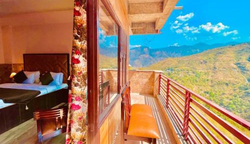 Queen Room with Balcony