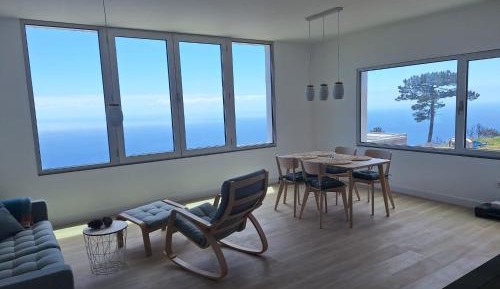 Two-Bedroom Deluxe Apartment with Ocean View